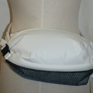 Lululemon Stylish White and Black Men's Waist Bag